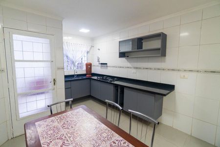 Casa para alugar com 120m², 2 quartos e 1 vagaCozinha