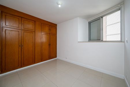 Apartamento para alugar com 131m², 3 quartos e 2 vagasSuíte