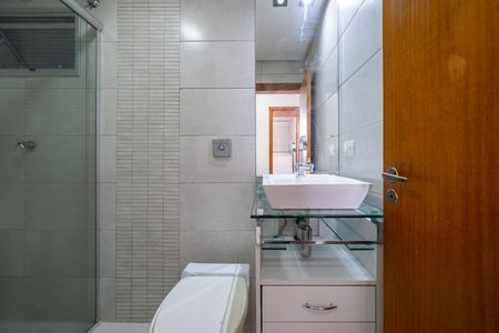 Apartamento para alugar com 131m², 3 quartos e 2 vagasBanheiro