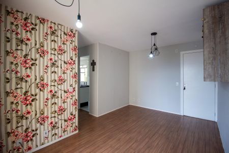 Sala  de apartamento para alugar com 2 quartos, 50m² em Jardim Tatiana, Votorantim