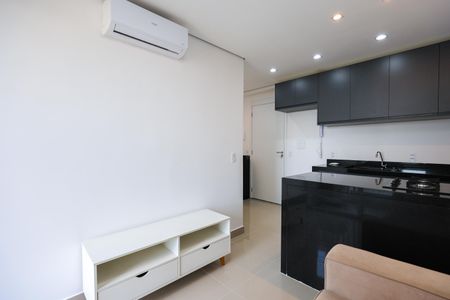 Sala de apartamento para alugar com 2 quartos, 40m² em Cidade Jardim, São Paulo