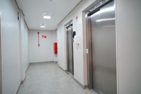 Apartamento à venda com 76m², 3 quartos e 1 vagaÁrea comum
