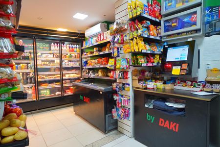 Apartamento à venda com 76m², 3 quartos e 1 vagaÁrea comum