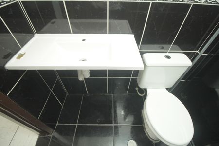 Apartamento à venda com 54m², 2 quartos e sem vagaBanheiro