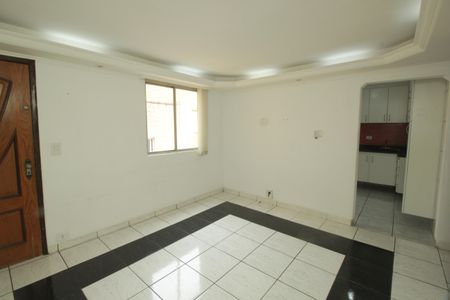 Sala de apartamento à venda com 2 quartos, 54m² em Conjunto Residencial Planeta, Santo André