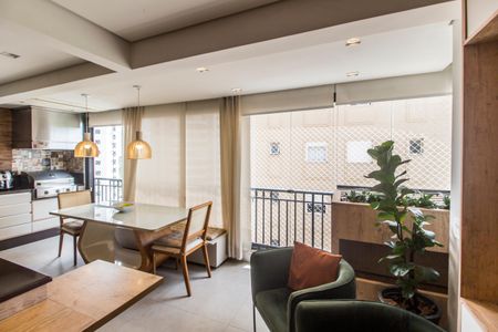 Varanda gourmet de apartamento à venda com 2 quartos, 90m² em Alphaville Empresarial, Barueri