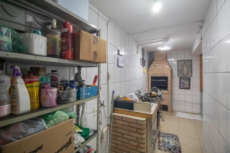 Casa à venda com 300m², 4 quartos e 4 vagasChurrasqueira