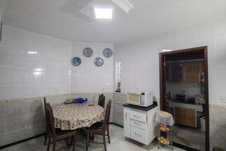 Casa à venda com 300m², 4 quartos e 4 vagasCozinha