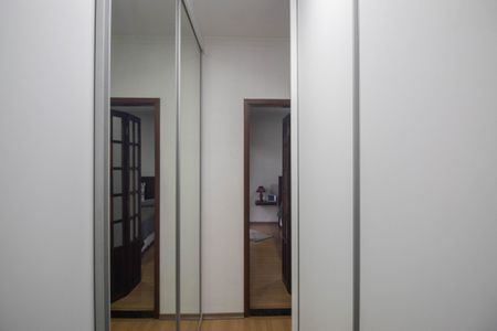 Casa à venda com 300m², 4 quartos e 4 vagasCloset do Quarto 1 e 2