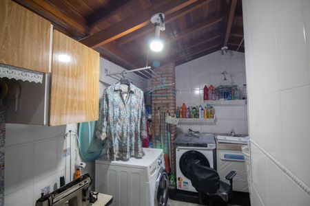 Casa à venda com 300m², 4 quartos e 4 vagasÁrea de Serviço