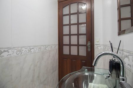 Casa à venda com 300m², 4 quartos e 4 vagasLavabo 1