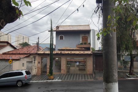 Casa à venda com 300m², 4 quartos e 4 vagasFachada