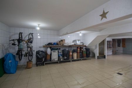 Casa à venda com 300m², 4 quartos e 4 vagasGaragem