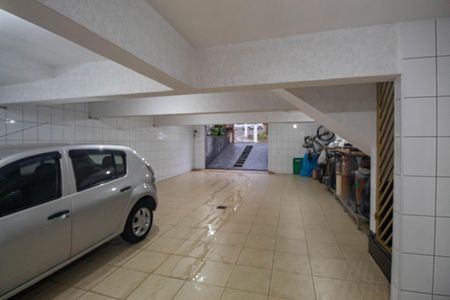 Casa à venda com 300m², 4 quartos e 4 vagasGaragem