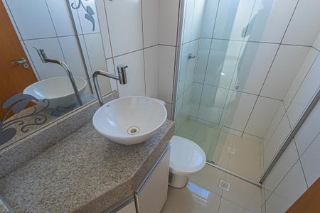 Apartamento para alugar com 65m², 2 quartos e 1 vagabanheiro
