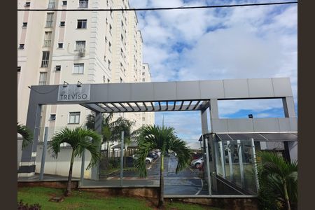 Apartamento para alugar com 65m², 2 quartos e 1 vagaEntrada