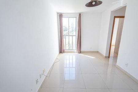 sala de apartamento para alugar com 2 quartos, 65m² em Castelo, Belo Horizonte