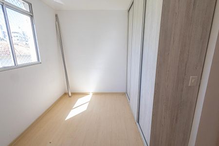 quarto 2 / suite de apartamento para alugar com 2 quartos, 65m² em Castelo, Belo Horizonte