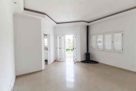 Casa de condomínio à venda com 600m², 4 quartos e 2 vagasSuíte master