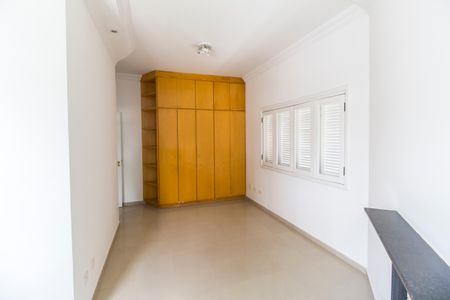 Casa de condomínio à venda com 600m², 4 quartos e 2 vagasSuíte 2