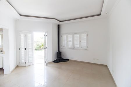 Casa de condomínio à venda com 600m², 4 quartos e 2 vagasSuíte master