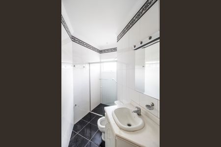 Casa de condomínio à venda com 600m², 4 quartos e 2 vagasBanheiro da Suíte