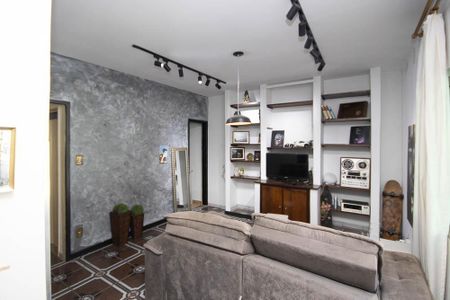 Sala de casa para alugar com 3 quartos, 250m² em Vila Irmaos Arnoni, São Paulo