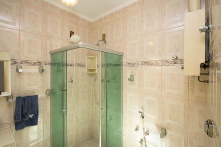 Casa para alugar com 250m², 3 quartos e 3 vagasBanheiro 2