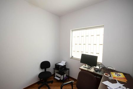 Casa para alugar com 250m², 3 quartos e 3 vagasQuarto 1