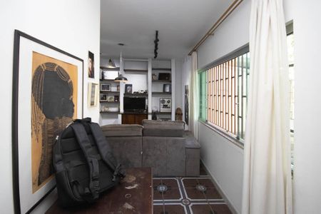 Casa para alugar com 250m², 3 quartos e 3 vagasHall