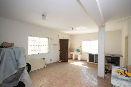 Casa para alugar com 250m², 3 quartos e 3 vagasÁrea de Serviço