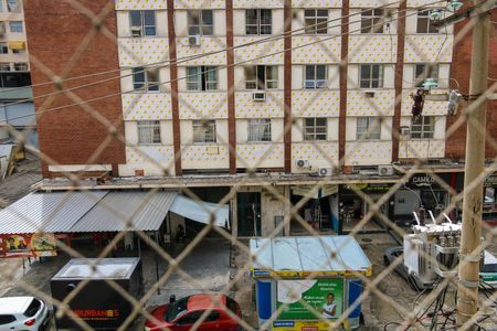 Vista da sala de apartamento para alugar com 2 quartos, 88m² em Quintino Bocaiúva, Rio de Janeiro