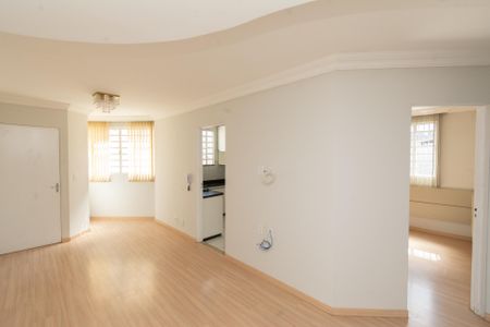 Sala de apartamento para alugar com 3 quartos, 65m² em Jardim Riacho das Pedras, Contagem