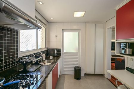 Apartamento à venda com 87m², 3 quartos e 2 vagasCozinha