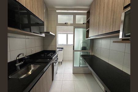 Apartamento para alugar com 84m², 2 quartos e 2 vagasCozinha