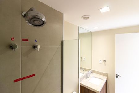 Apartamento à venda com 85m², 2 quartos e 1 vaga Apartamento à venda com 85m², 2 quartos e 1 vagaBanheiro da Suíte 2