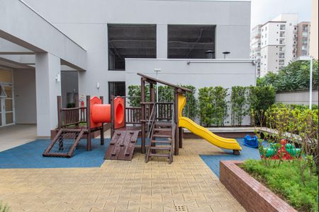Apartamento à venda com 70m², 2 quartos e 2 vagasÁrea comum - Playground