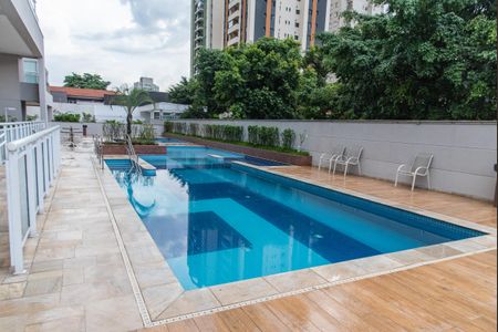 Apartamento à venda com 70m², 2 quartos e 2 vagasÁrea comum - Piscina