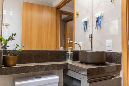 Apartamento à venda com 50m², 2 quartos e 1 vaga Apartamento à venda com 50m², 2 quartos e 1 vagaBanheiro