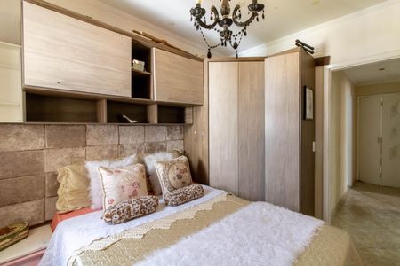 Apartamento à venda com 104m², 3 quartos e 2 vagas Apartamento à venda com 104m², 3 quartos e 2 vagasQuarto 2