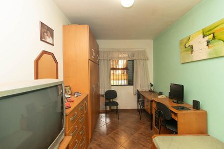 Quarto 2 de casa à venda com 3 quartos, 185m² em Vila Medeiros, São Paulo