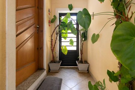 Casa à venda com 185m², 3 quartos e 3 vagas Casa à venda com 185m², 3 quartos e 3 vagasHall de entrada