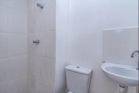 Apartamento para alugar com 35m², 2 quartos e sem vagabanheiro social_2
