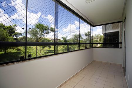 Sacada de apartamento para alugar com 3 quartos, 94m² em Sqn 205, Brasília