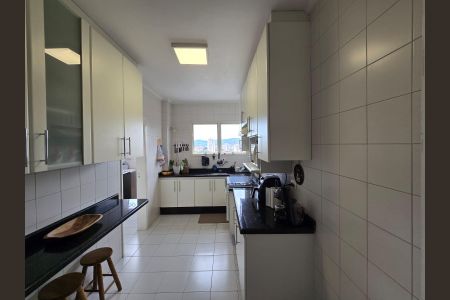 Apartamento à venda com 75m², 2 quartos e 2 vagas Apartamento à venda com 75m², 2 quartos e 2 vagasCozinha