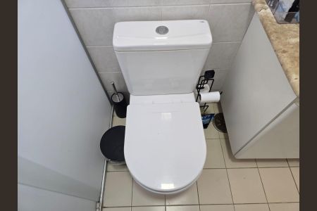 Apartamento à venda com 75m², 2 quartos e 2 vagas Apartamento à venda com 75m², 2 quartos e 2 vagasBanheiro Social