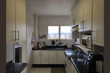 Apartamento à venda com 75m², 2 quartos e 2 vagas Apartamento à venda com 75m², 2 quartos e 2 vagasCozinha