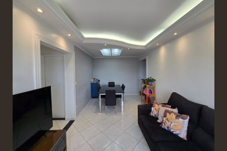 Apartamento à venda com 75m², 2 quartos e 2 vagas Apartamento à venda com 75m², 2 quartos e 2 vagasSala