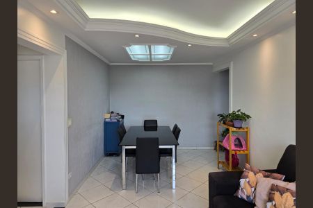 Sala  de apartamento à venda com 2 quartos, 75m² em Vila Galvão, Guarulhos