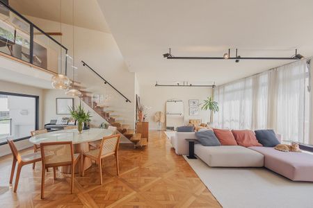 Apartamento à venda com 249m², 4 quartos e 1 vaga Apartamento à venda com 249m², 4 quartos e 1 vagaSala